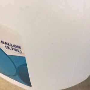 Meet your Posher, Dakota